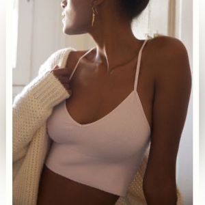 NWT Anthropologie seamless bralette. Size L/XL. Light Lilac.